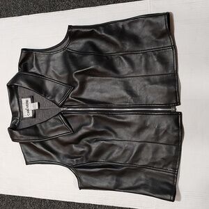 Ladies Chevere 100% Polyurethane Black Vest Size 18